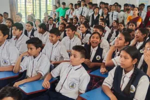 एसकेएम स्कूल में लगाई चलित विज्ञान प्रदर्शनी  