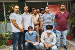 नकली गोल्ड से असली लोन का भंडाफोड़, दिल्ली में दुबका है गैंग लीडर