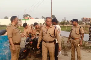 12 मकान मालिकों पर कार्रवाई, 293 लोगों का सत्यापन  