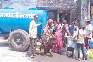 दमुवाढूंगा और इंदिरानगर में सबसे ज्यादा टैंकर भेज रहा जल संस्थान