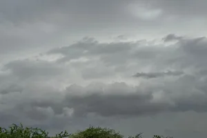 मौसम: मई में हो रहा सावन का अहसास  