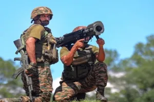 जम्मू कश्मीर: पाकिस्तान ने LOC पर लगातार 7वें दिन किया सीजफायर का उल्लंघन, भारतीय सेना ने दिया माकूल जवाब 