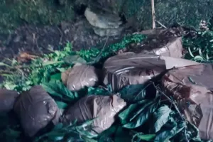  जम्मू-कश्मीर: सुरक्षा बलों ने पुंछ में आतंकी ठिकाने का किया भंडाफोड़, IED समेत अन्य सामग्री बरामद