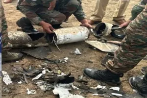 भारत-पाकिस्तान तनाव: पंजाब के बठिंडा और होशियारपुर में मिला धातु का मलबा, ग्रामीणों में दहशत