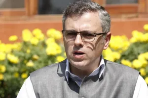 India-Pakistan ceasefire: जम्मू कश्मीर के मुख्यमंत्री ने किया सीजफायर का स्वागत, कहा- देर आए दुरुस्त आए