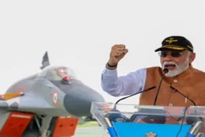 आदमपुर एयरबेस पर गरजे PM मोदी: सेना के पराक्रम को सराहा, कहा- आपने जो किया वह अभूतपूर्व, अकल्पनीय और अद्भुत है