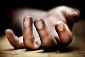 छत्तीसगढ़: सरकारी आवास में मिले पति-पत्नी और दो बच्चों के शव, जांच में जुटी पुलिस