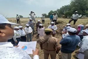 कानपुर: जिलाधिकारी व सीडीओ ने नून नदी जीर्णोद्धार का किया निरीक्षण, दिए जरूरी निर्देश