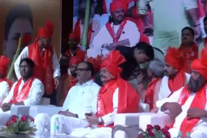 लखनऊ की धर्म संसद में पास हुआ भारत को हिंदू राष्ट्र बनाने का प्रस्ताव...