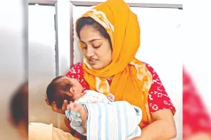 Kanpur: मां ने नवजात बेटी का नाम रखा सिंदूरी, बोलीं- ऑपरेशन सिंदूर से प्रभावित होकर किया नामकरण, जताई ये इच्छा...