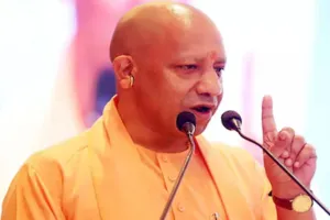 यूपी में आंधी-बारिश का कहर, सीएम का निर्देश -'क्षेत्र का भ्रमण कर राहत कार्य करें अधिकारी'