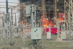 सोनभद्र में बड़ा हादसा, ओबरा तापीय परियोजना में लगी भीषण आग, दो ट्रांसफर के जलने से कई जिलों में बिजली गुल 