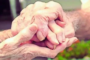 चौथी बड़ी इकोनॉमी... बुजुर्गों ने दिया GDP में 3% का योगदान,  वित्त वर्ष 2023-24 अध्ययन में आया सामने 