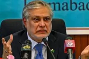 भारत के जवाबी करवाई से डरा पाकिस्तान, विदेश मंत्री बोले-अगर भारत रुका तो हम भी पीछे हटने को तैयार