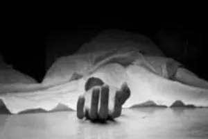 बस्ती में महिला का मिला अधजला शव, नहीं हो सकी पहचान, CCTV खंगाल रही पुलिस 