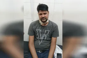 कासगंज: गाली गलौज का विरोध किया तो गले पर उस्तरा से हमला कर किया घायल