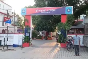  महिला ने मायके जाने से किया इंकार तो पति ने चाकू से किये कई वार...एक माह से हो रहा था विवाद