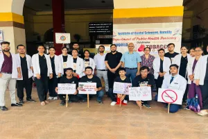 Bareilly: विश्व तंबाकू निषेध दिवस पर नुक्कड़ नाटक के जरिए किया जागरूक