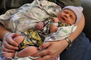 कानपुर : शिशु की गर्भनाल के संक्रमण से लिवर में हो रही दिक्कत, जीएसवीएम मेडिकल कॉलेज के हैपोटोलॉजिस्ट ने की स्टडी 