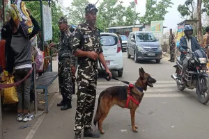 लखीमपुर खीरी: नेपाल सीमा पर हाई अलर्ट...आने जाने-वाले वाहनों की हो रही जांच