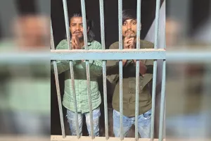 Bareilly: फेसबुक पर गद्दारों ने कहा 'पाकिस्तान जिंदाबाद'...अब थाने में निकलीं चीखें ! बोले मुर्दाबाद...मुर्दाबाद !