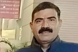 Bareilly: आकाशीय बिजली मौत बनकर टूटी...छत पर भरा पानी निकालने गए अधेड़ की गई जान