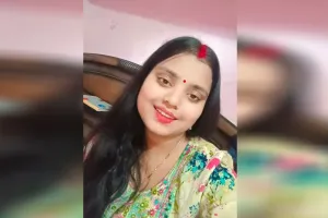 कासगंज: घर के कमरे में महिला का शव लटकता मिला...हत्या का लगा आरोप