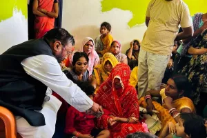  मौर्य समाज के लोगों को चुन-चुनकर मारा जा रहा : स्वामी प्रसाद