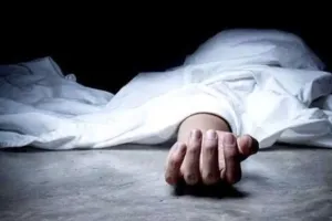 बदायूं: पेड़ पर लटका मिला लापता युवक का शव...परिजनों में मचा कोहराम