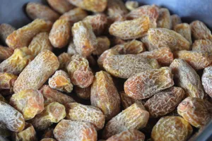 बरेली: पाकिस्तान से छुआरा और ड्राई फ्रूट का आयात हुआ बंद, कीमतों में बढ़ोतरी