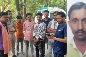 रामपुर: वेंडर का लोहा पट्टी में मिला शव, फैली सनसनी