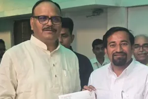 अमरोहा: डिप्टी सीएम से मिले अभिनव कौशिक, पीएचसी सैदनगली को सीएचसी बनवाने की मांग