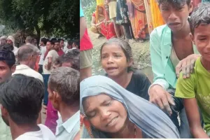 लखीमपुर: गोबर डालने जा रहे युवक की ट्रैक्टर की टक्कर से मौत, भीड़ ने चालक को पीटा 