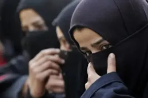 Bareilly: मुस्लिम युवती को सता रहा हलाला का डर...डीएम से मांगी हिंदू बनने की अनुमति