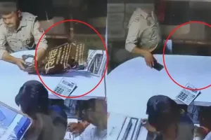 Meerut: कपड़े की दुकान से थैले चुराते दिखे TSI, सोशल मीडिया पर वीडियो वायरल, SSP ने किया लाइनहाजिर
