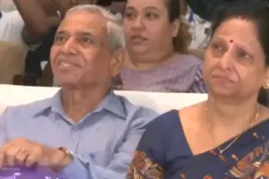 हमें गर्व है... आज अंतरिक्ष में कदम रखेगा भारत का सपूत शुभांशु, माता-पिता की आंखों से छलके खुशी के आंसू 