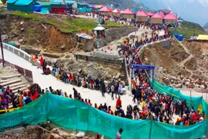 उत्तराखंड: चार-धाम यात्रा एक दिन के लिए हुई स्थगित, खराब मौसम बना वजह 