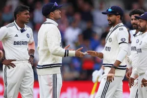 T20 पावरप्ले के नियमों में हुए बड़े बदलाव... ICC ने दिखाई हरी झंडी  