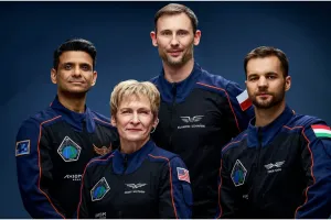 Axiom-4 Mission 10: शुभांशु शुक्ला के साथ आईएसएस मिशन 10 जून को भरेगा उड़ान, ISRO करेगा सात माइक्रोग्रैविटी का प्रयोग 