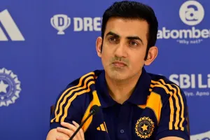  गौतम गंभीर की मां की तबियत में आया सुधार, टेस्ट सीरीज के लिए इंग्लैंड वापस लौटेंगे कोच