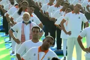 International Yoga Day 2025:  विशाखापट्टनम से PM मोदी का संदेश- 'योग सभी का और सभी के लिए, योग ने पूरी दुनिया को जोड़ा'