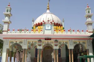 अयोध्याः ‘दादा मिया उर्स’ आयोजन पर लगी रोक, प्रशासन ने कानून व्यवस्था का दिया हवाला