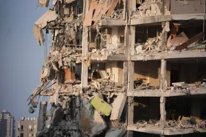 Israel-Iran War: ईरान पर इजरायली हवाई हमलों में 31 लोगों की मौत, कई घायल