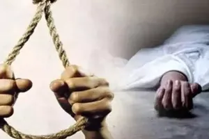 शाहजहांपुर: फंदे पर लटक कर युवक ने दी जान