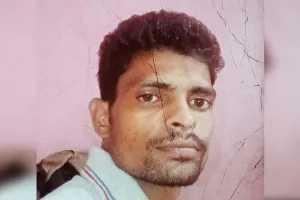 शाहजहांपुर : सांड़ से टकराकर बाइक सवार युवक की मौत