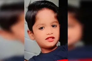 रामपुर : ट्रैक्टर की चपेट में आकर किशोर की मौत, ग्रामीणों ने ट्रैक्टर चालक को पकड़ा