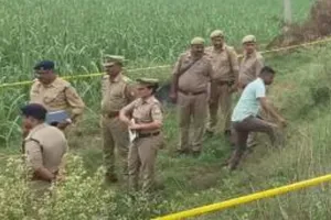 अमरोहा : गन्ने के खेत में मिला युवक का शव, शरीर पर थे चोट के निशान