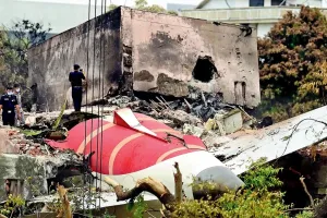 Ahmedabad plane crash : डीएनए परीक्षण से 47 मृतकों की शिनाख्त