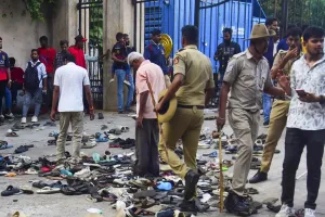 किसने लिया RCB की जीत पर जश्न का फैसला? बेंगलुरु भगदड़ पर हाईकोर्ट सख्त, कर्नाटक सरकार से पूछे 9 सवाल