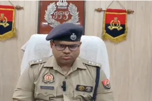 अमरोहा: कबाड़ में तब्‍दील हो रहे जब्‍त कर रखे गए वाहन, कबाड़खाना बन गया है थाना परिसर